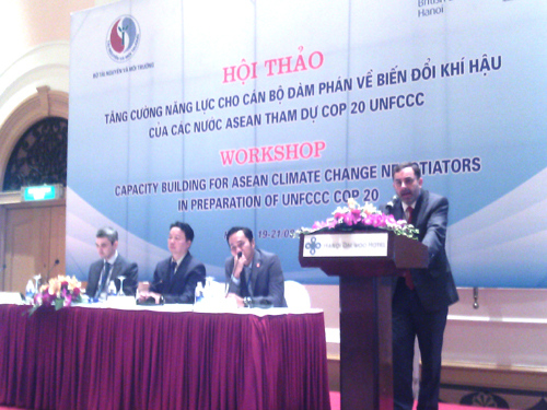 ເພີ່ມທະວີຄວາມສາມາດໃຫ້ແກ່ນັກເຈລະຈາກ່ຽວກັບການປ່ຽນແປ່ງຂອງດິນຟ້າອາກາດຂອງບັນດາປະເທດອາຊຽນ